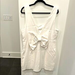 Lulu’s bow mini dress